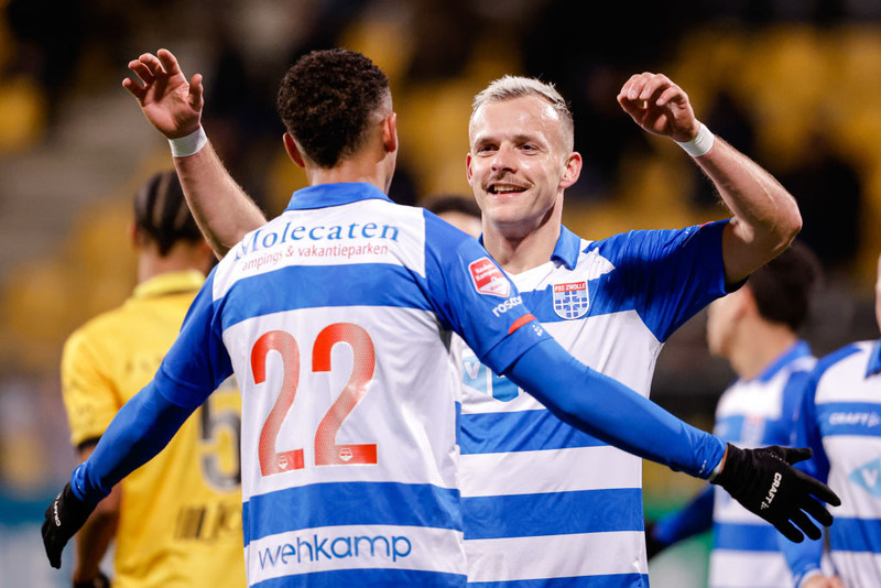 Lennart Thy kom inná í hálfleik og skoraði þrennu