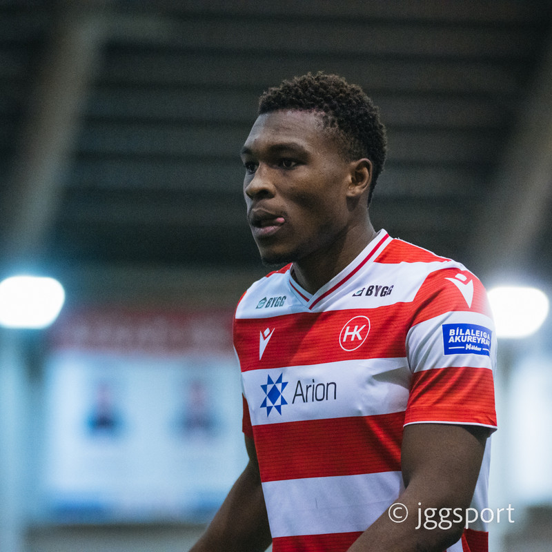 Hassan Jalloh fékk rautt spjald í dag.