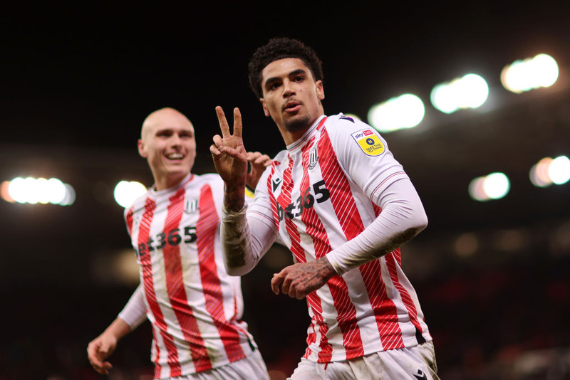 Ki Jana Hoever skoraði fyrir Stoke