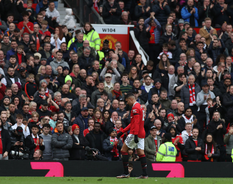 Casemiro hefur spilað 37 leiki frá komu sinni til Man Utd síðasta sumar. Í þeim hefur hann skorað 5 mörk og gefið 5 stoðsendingar, auk þess að næla sér í tvö rauð spjöld og níu gul.