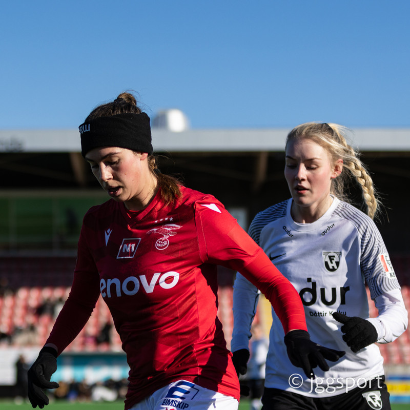 Myndaveisla: Valur vann FH í Lengjubikarnum