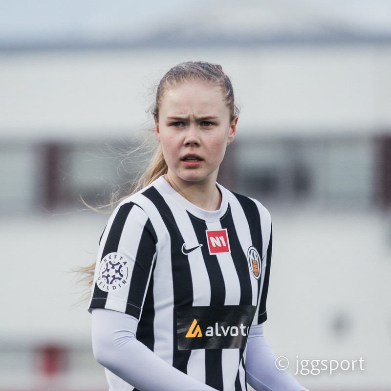 Myndaveisla: Valur burstaði KR í Lengjubikarnum