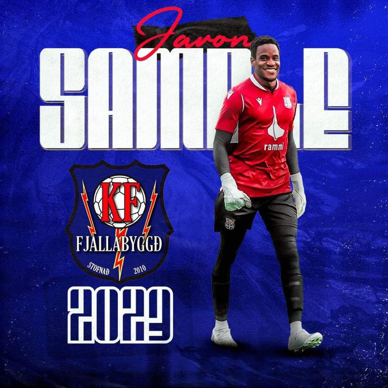Javon Sample framlengir við KF