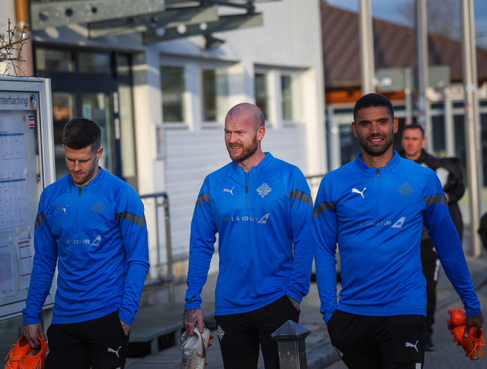 Jóhann Berg Guðmundsson, Aron Einar Gunnarsson og Guðlaugur Victor Pálsson fyrir æfinguna í dag.