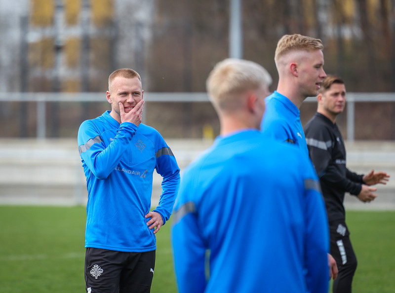 Myndaveisla frá æfingu Íslands í München