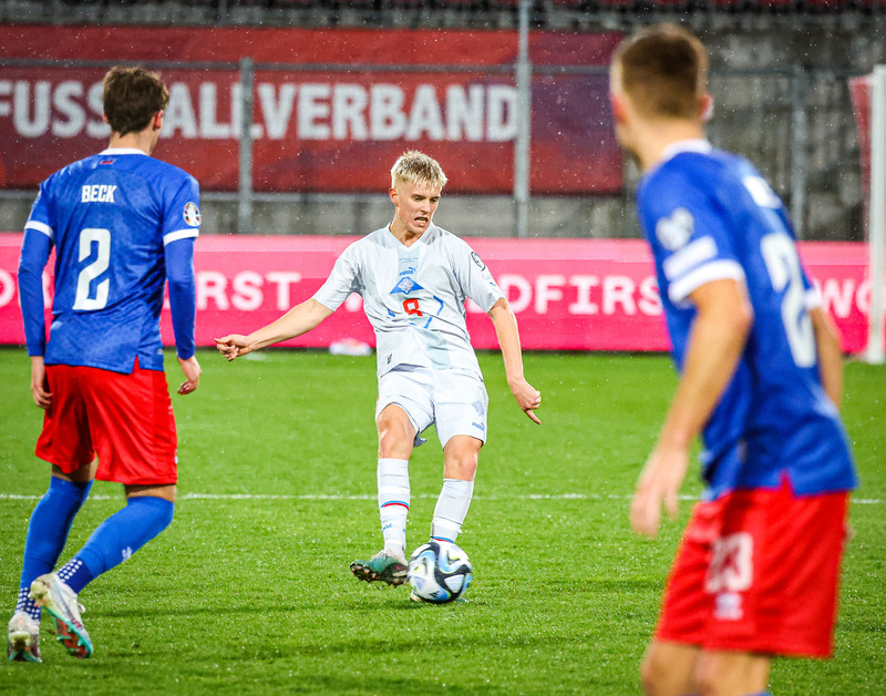 Myndaveisla frá sjö marka sigri Íslands í gær
