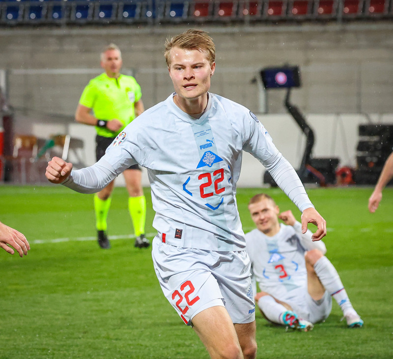 Andri Lucas fagnar marki með landsliðinu í fyrra. Hann hefur skorað sex mörk í 24 landsleikjum.