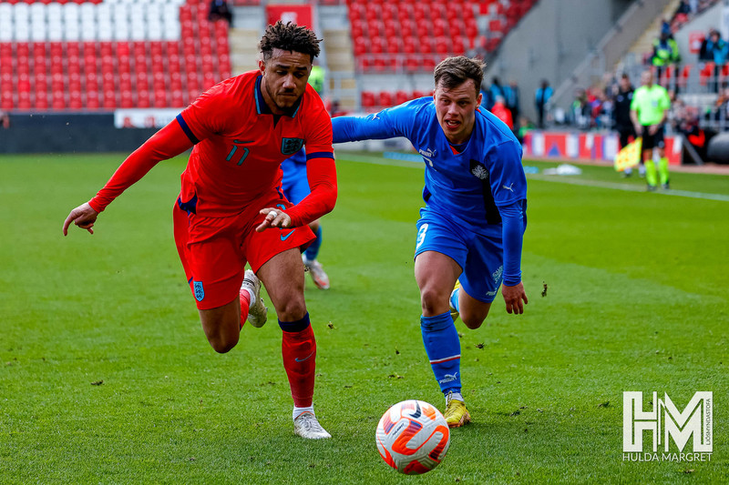 Myndaveisla: U19 vann England