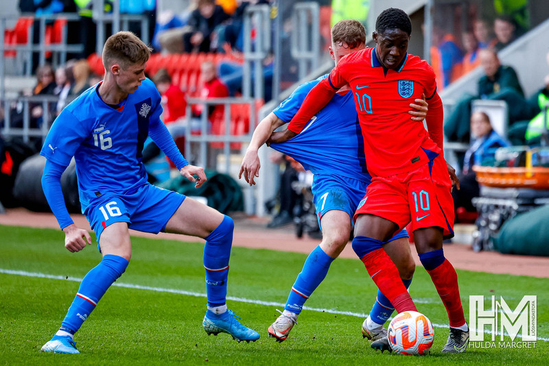 Myndaveisla: U19 vann England