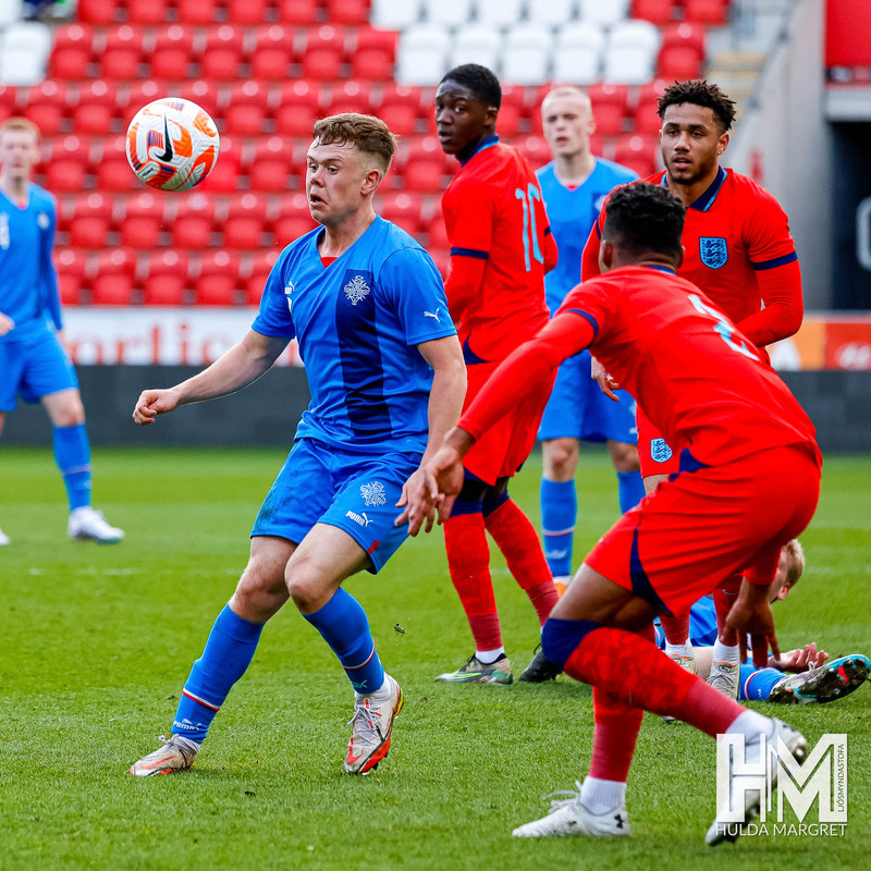 Myndaveisla: U19 vann England