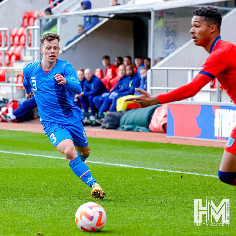 Myndaveisla: U19 vann England