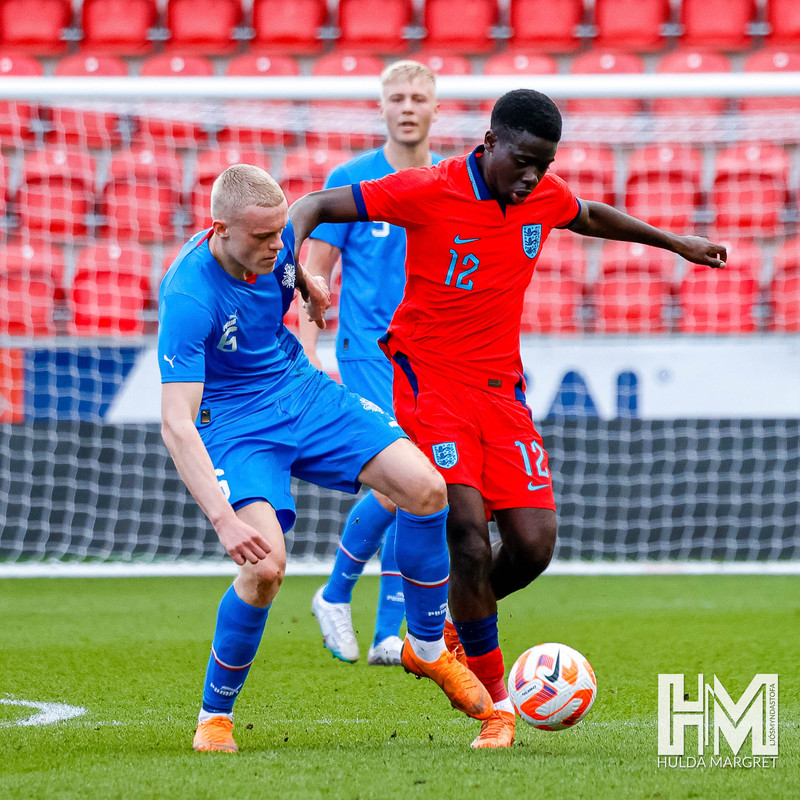 Myndaveisla: U19 vann England