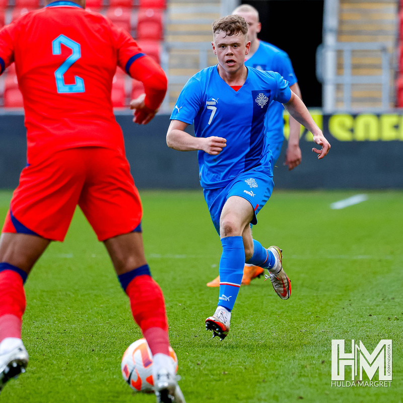Myndaveisla: U19 vann England