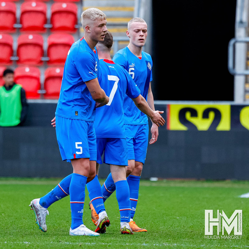 Myndaveisla: U19 vann England