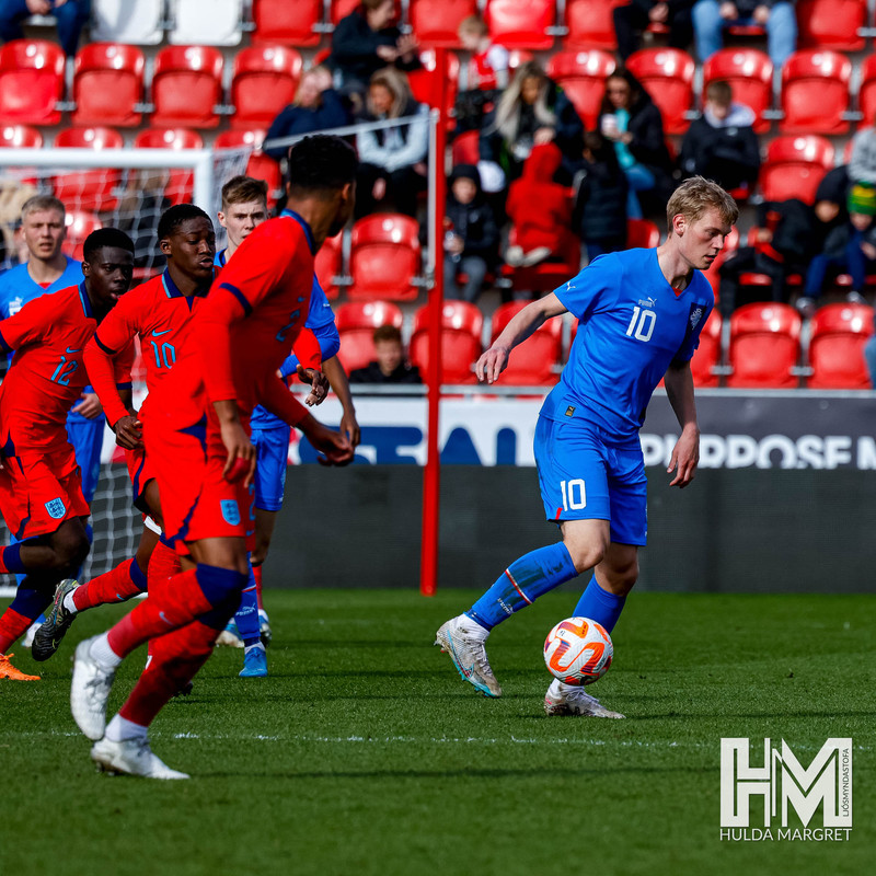 Myndaveisla: U19 vann England