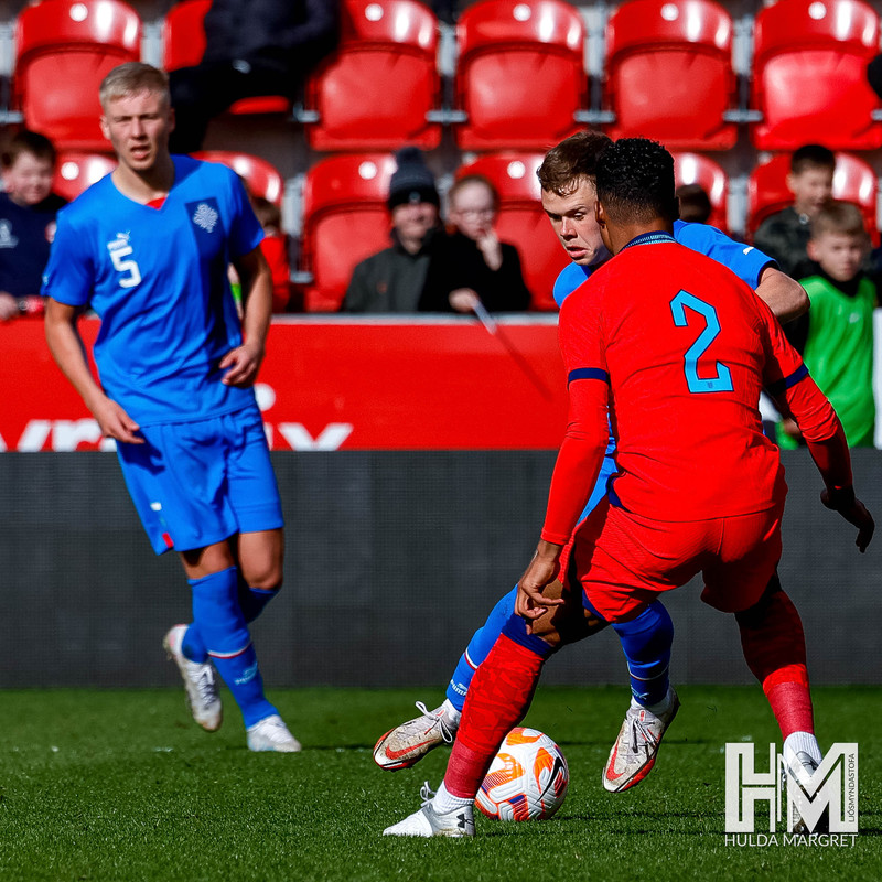 Myndaveisla: U19 vann England