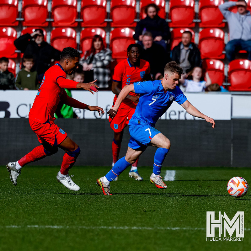 Myndaveisla: U19 vann England