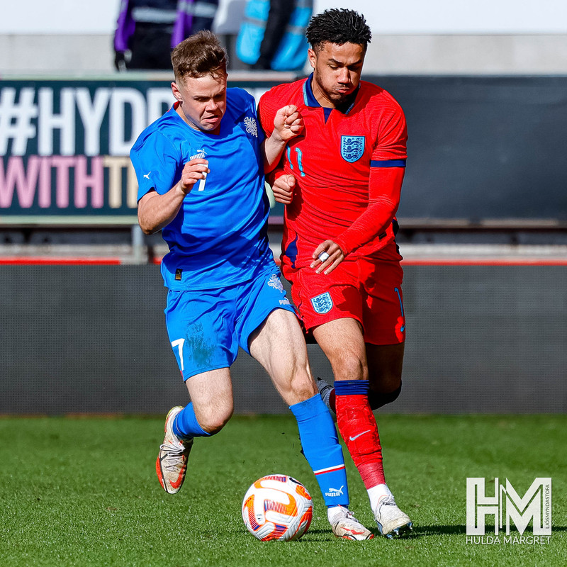 Myndaveisla: U19 vann England