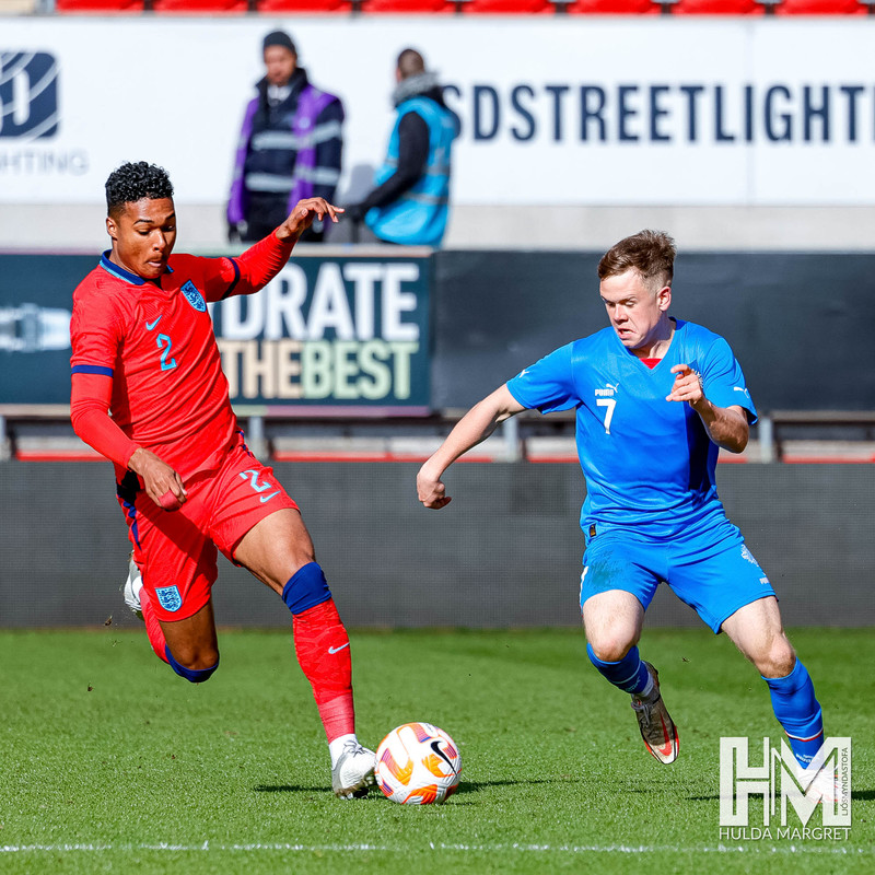 Myndaveisla: U19 vann England