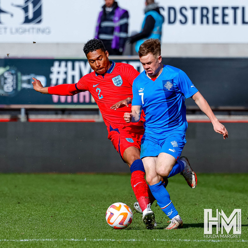 Myndaveisla: U19 vann England