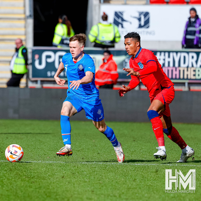 Myndaveisla: U19 vann England
