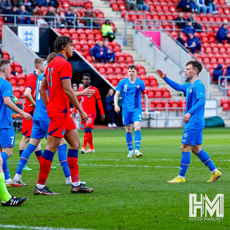 Myndaveisla: U19 vann England