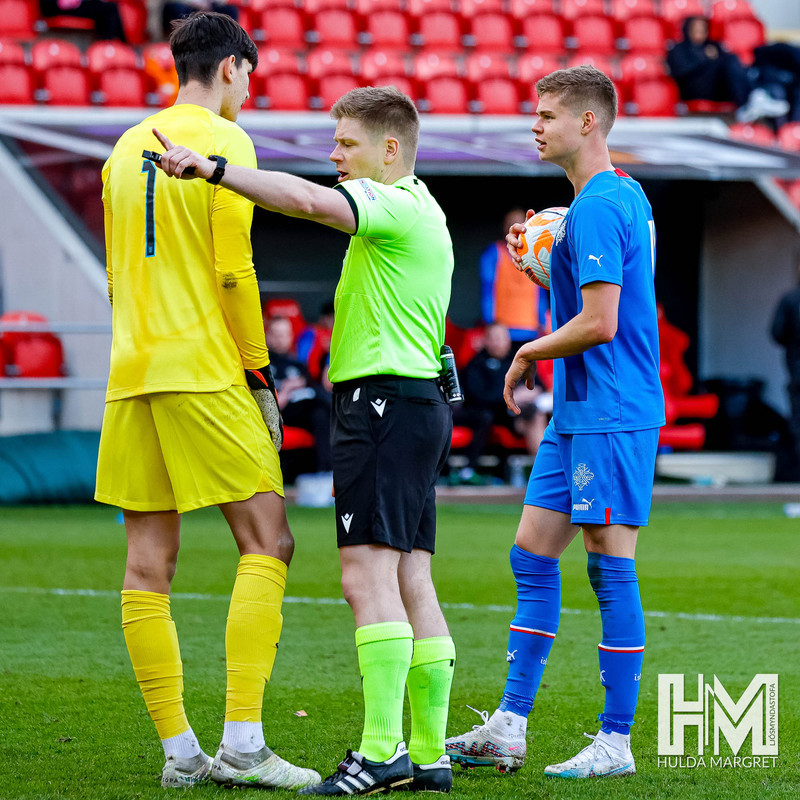 Myndaveisla: U19 vann England