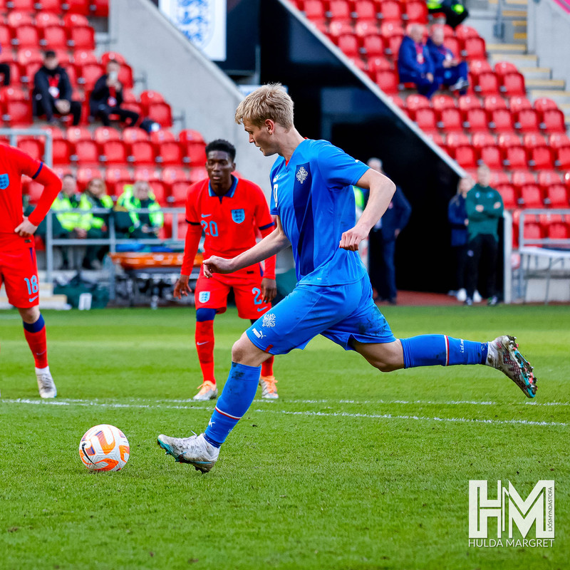 Myndaveisla: U19 vann England