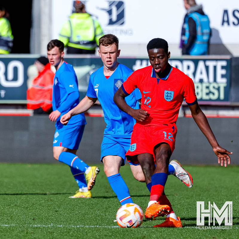 Myndaveisla: U19 vann England