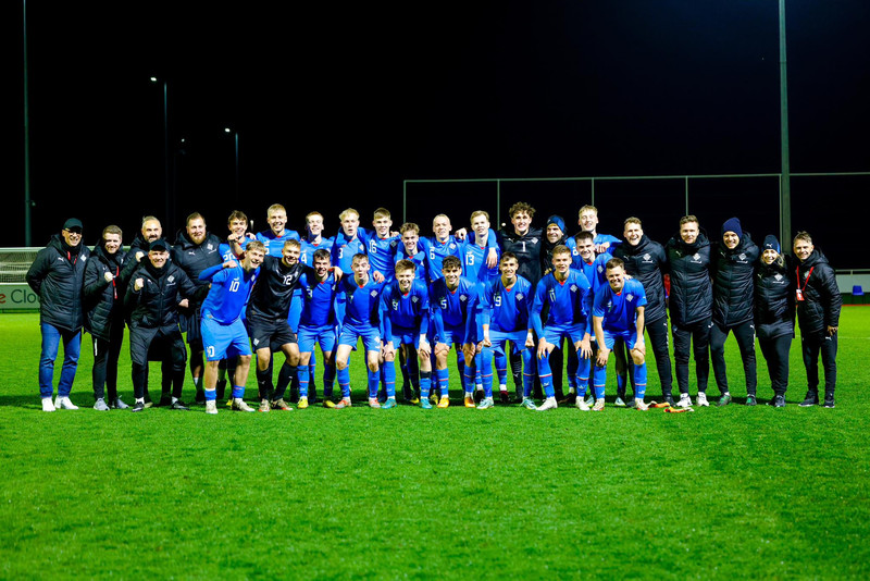 Myndir: U19 komið á EM