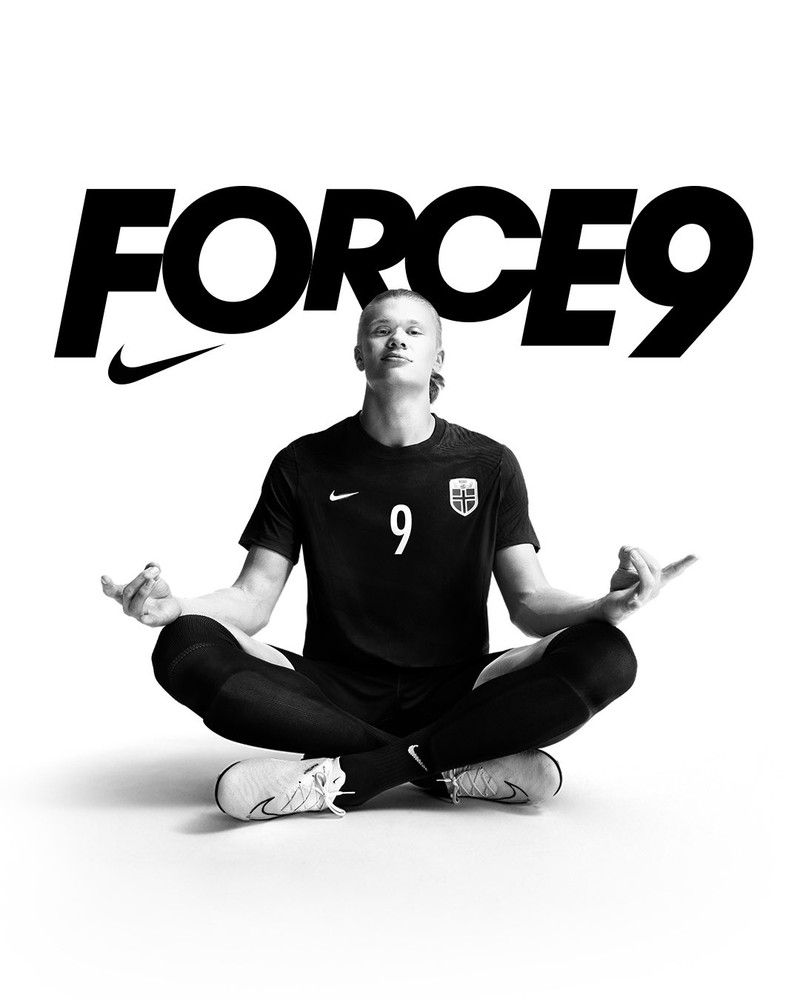 Haaland skrifaði undir risasamning við Nike