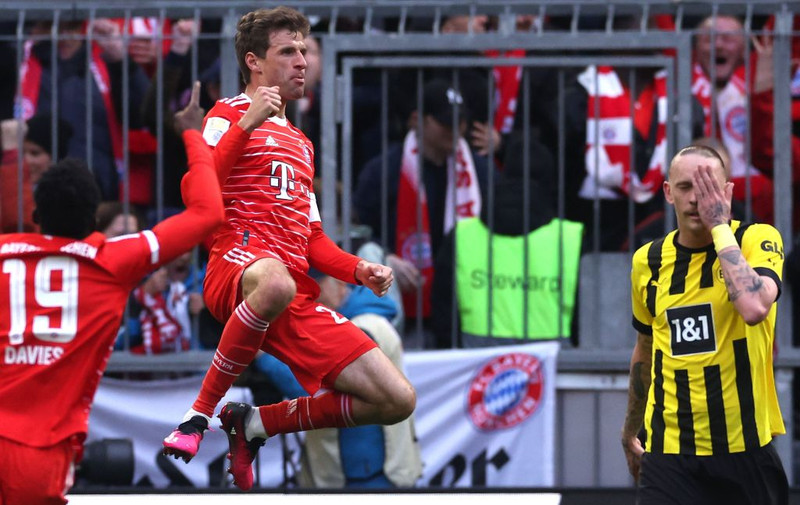 Thomas Müller skoraði tvö fyrir Bayern