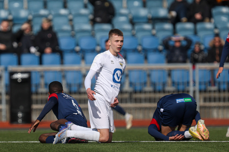 Tommi Jó.
