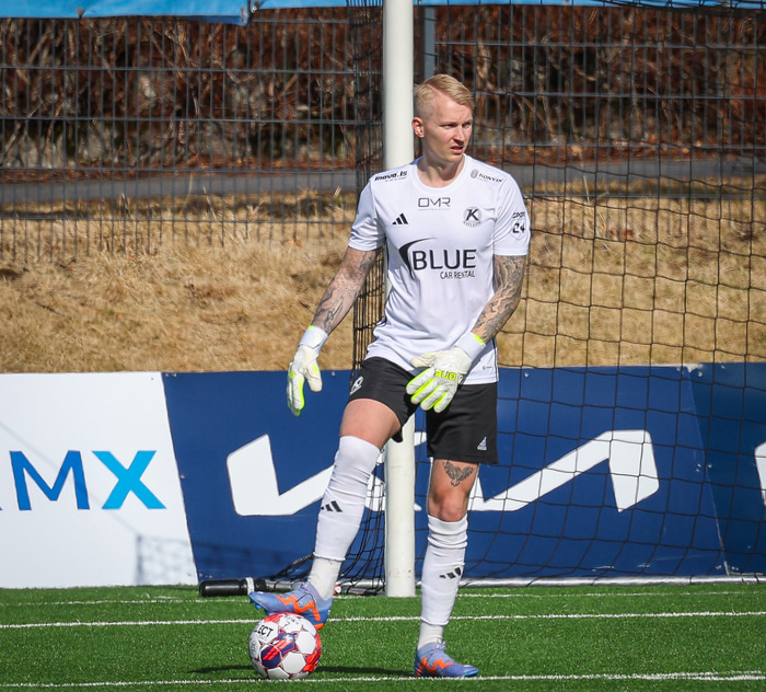 Rosenörn segir að að það sem hann hafði samið um áður en hann kom hafi breyst áður en tímabilið hófst.