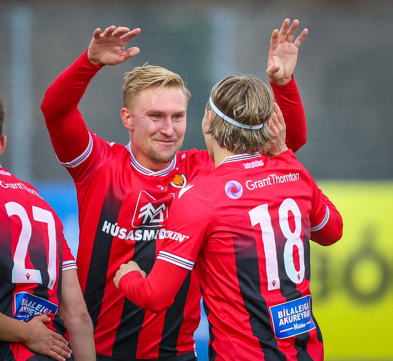 <b>Sterkastur í 2. umferð</b> - Þjálfarann óraði ekki fyrir þessu