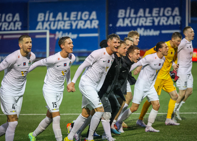 Blikar unnu fyrri leik liðanna á tímabilinu, 0-2 á Origo.