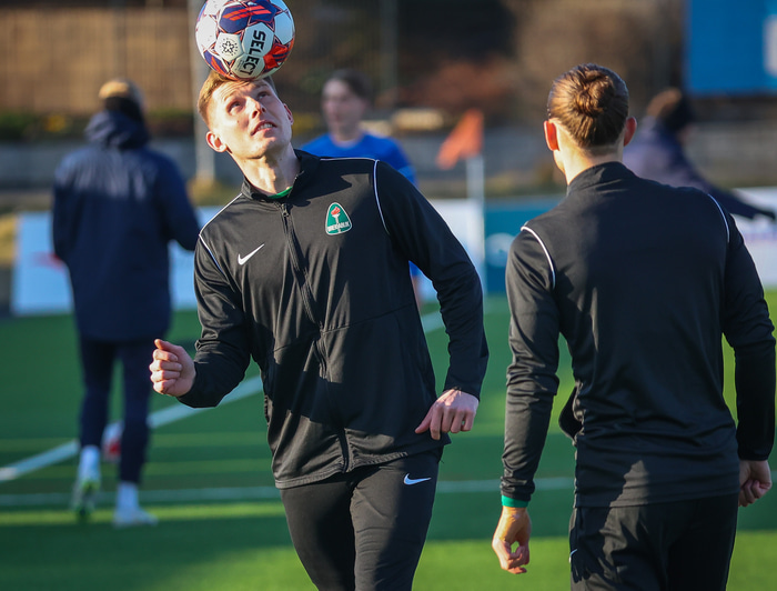'Það er svakaleg nærvera (presence) í þessum gæja'