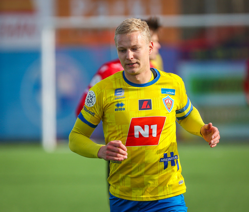 Ásgeir minnkaði muninn.