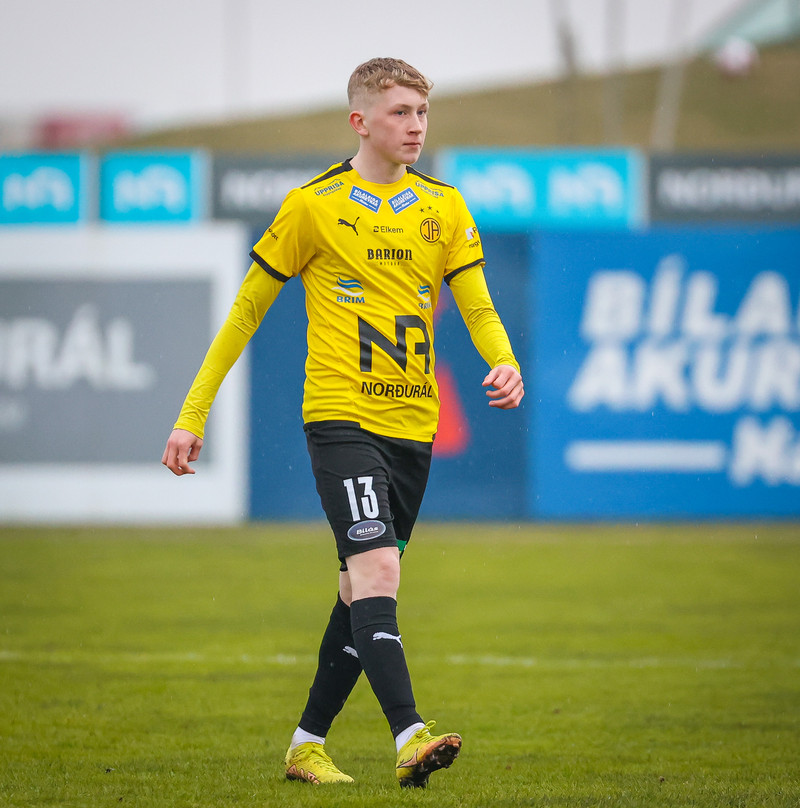 Á að baki átta leiki fyrir U17 landsliðið.