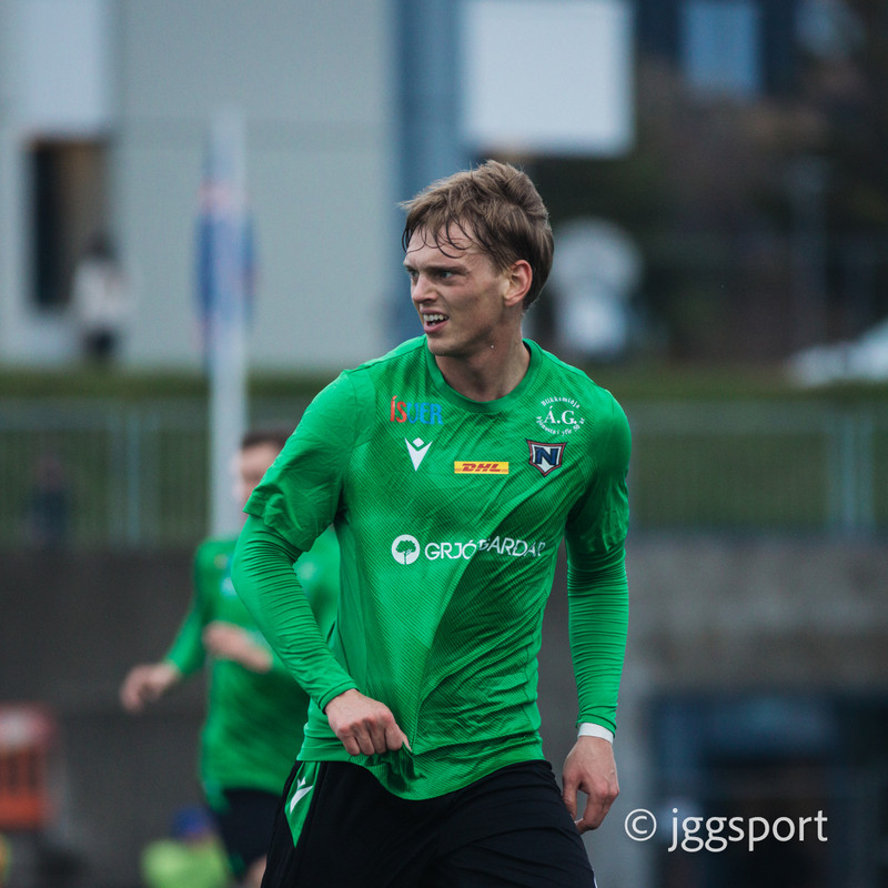 Hreggviður framlengir í Njarðvík