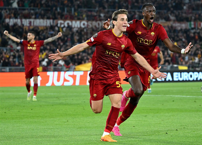 Bove riftir við Roma (Staðfest) - Á leið til Watford