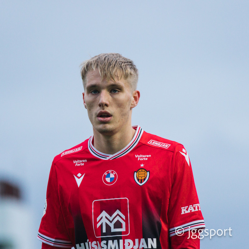 Nývaknaður.