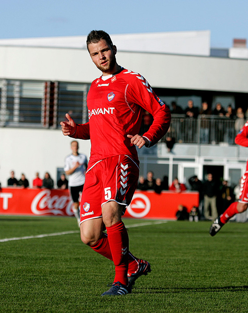 Í leik með Haukum árið 2010.