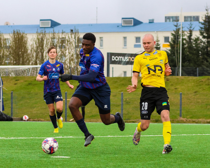 Myndaveisla: ÍA vann Leikni í Breiðholti