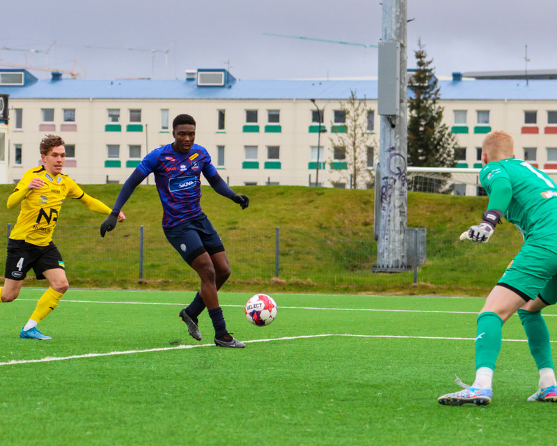Myndaveisla: ÍA vann Leikni í Breiðholti