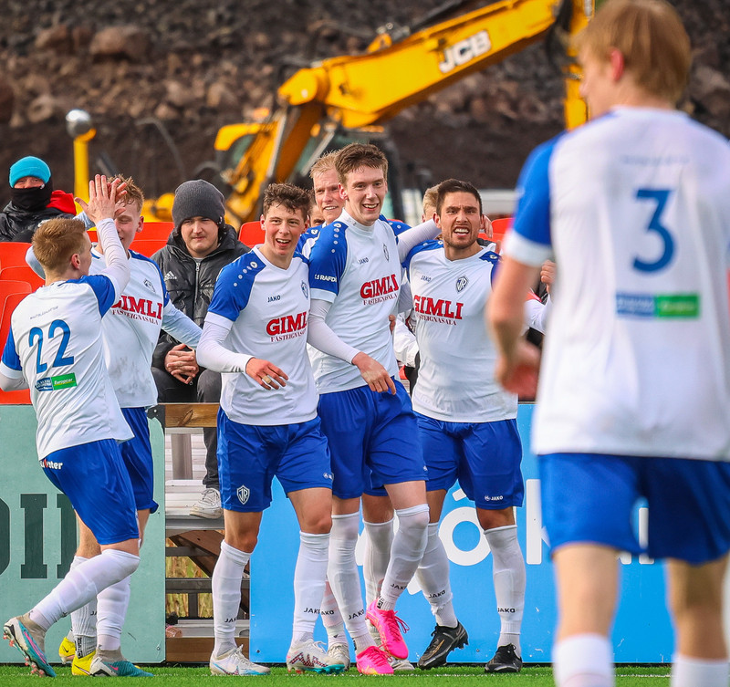 ÍR er á toppnum í 2. deild eftir fjórar umferðir.