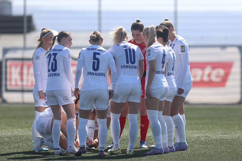 Myndaveisla: Stjarnan sló Gróttu út á nesinu