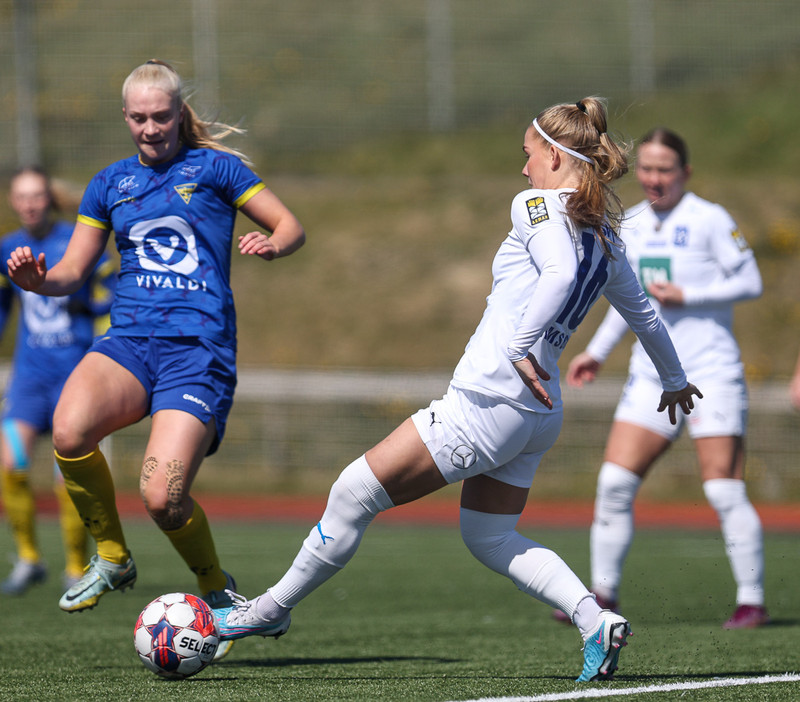Myndaveisla: Stjarnan sló Gróttu út á nesinu