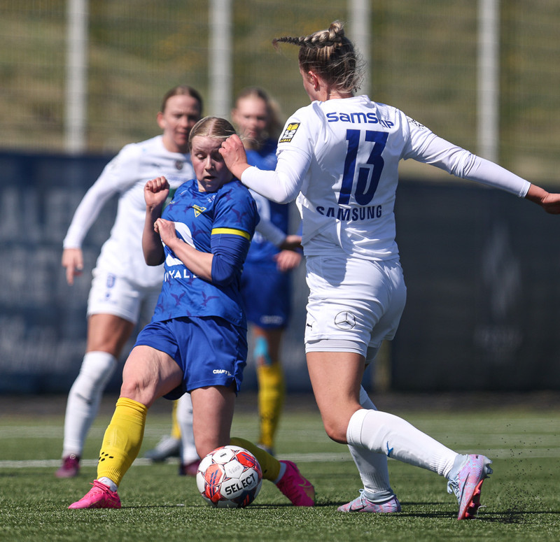 Myndaveisla: Stjarnan sló Gróttu út á nesinu