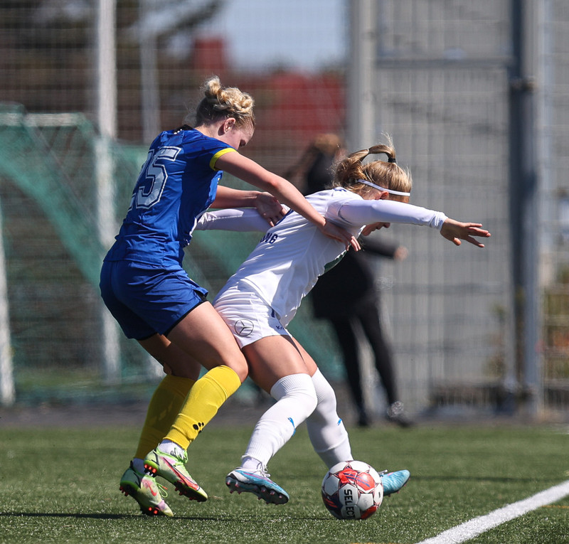 Myndaveisla: Stjarnan sló Gróttu út á nesinu